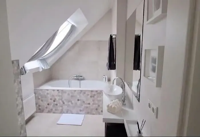 Διαμέρισμα Modern Near Airport