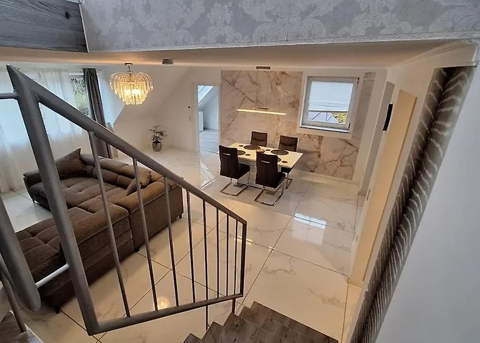 Διαμέρισμα Modern Near Airport